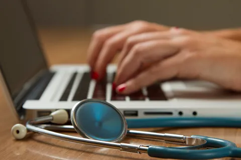 Medizinisches Umfeld — Software für das Gesundheitswesen